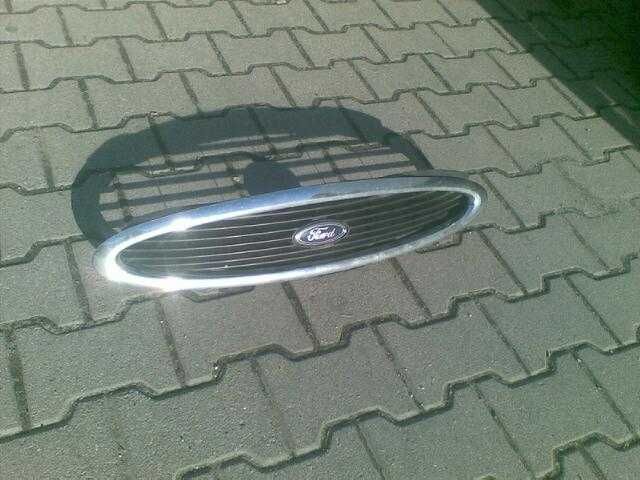 Lusterka, tylne lampy i przedni grill Ford Mondeo MK2
