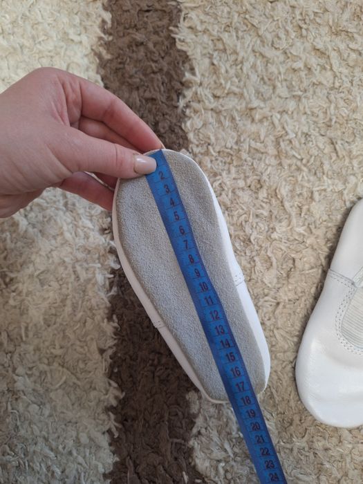 Чешки для дівчинки