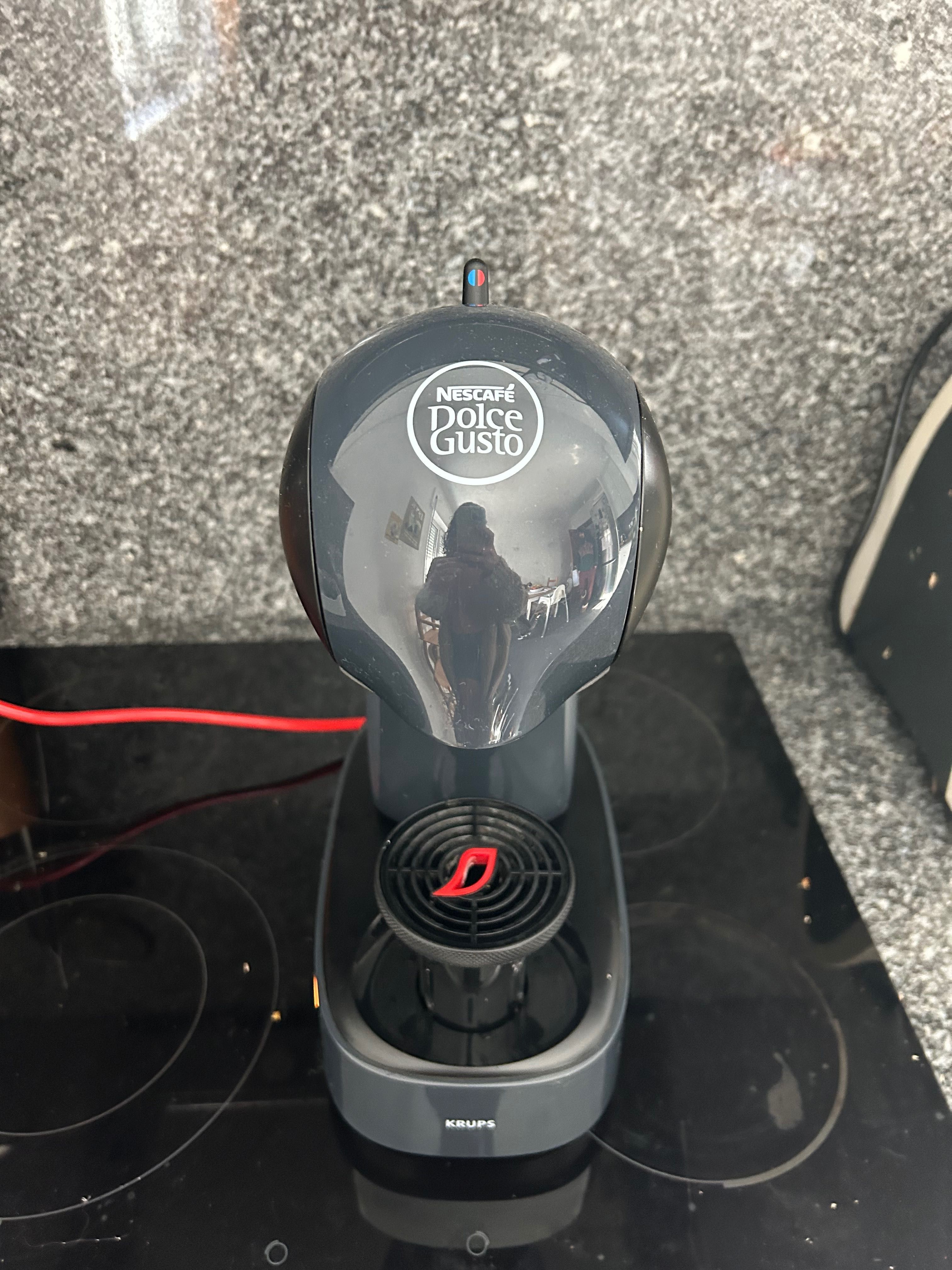Máquina café Dolce Gusto