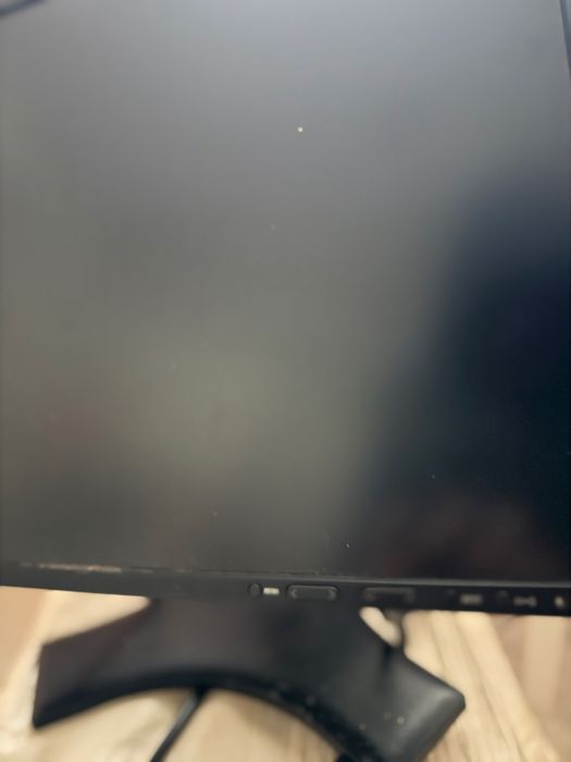 Monitor i klawiatura do komputera