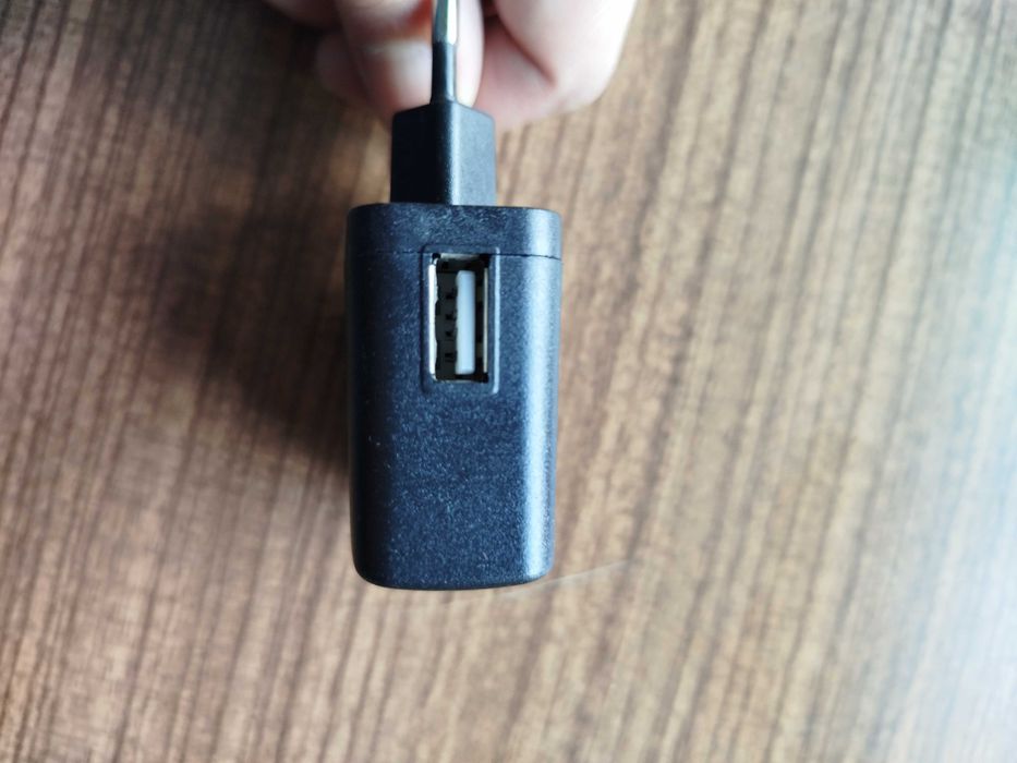 Adaptador Tomada para USB