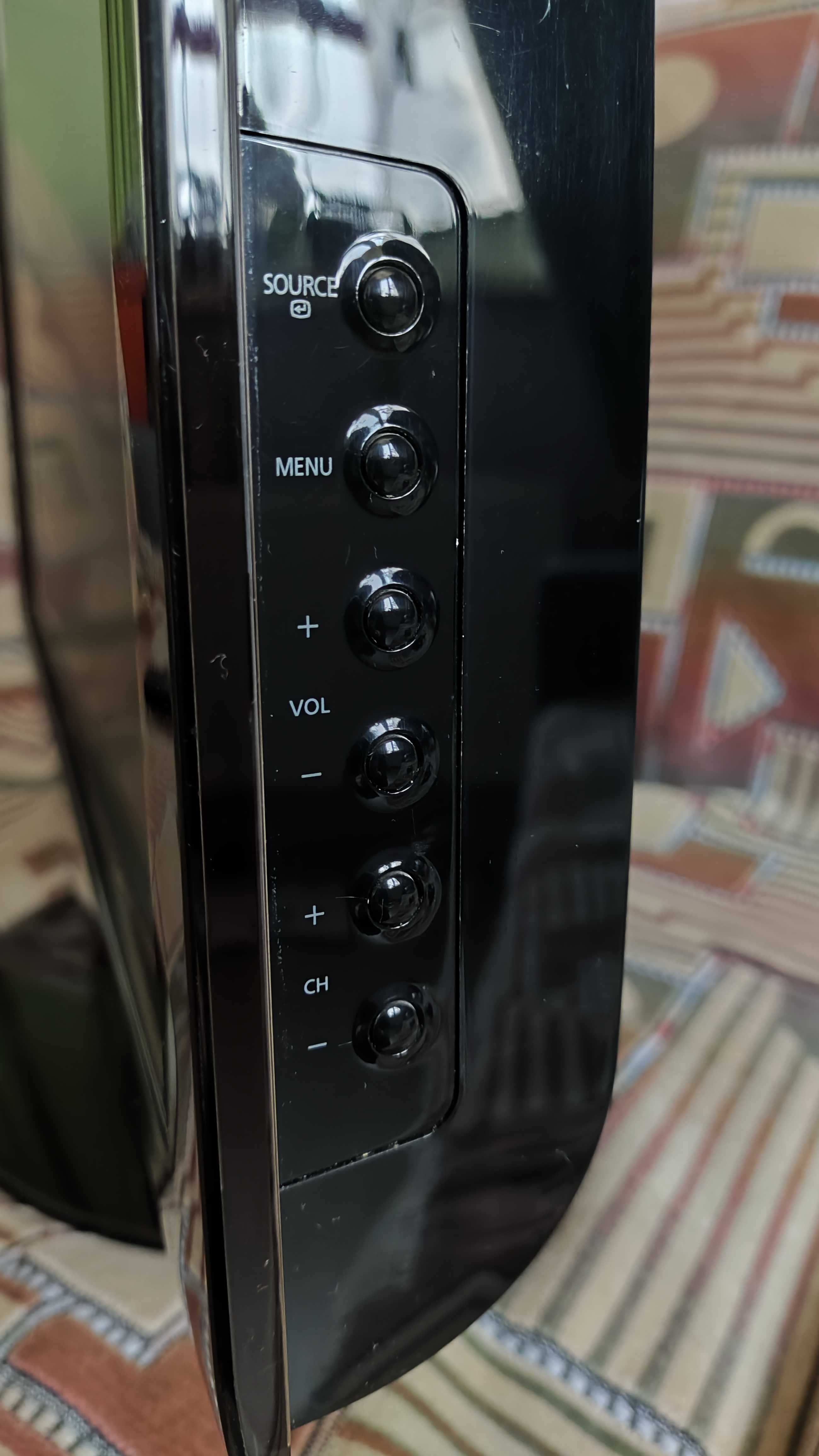 Монітор з ТБ-тюнером Samsung SyncMaster T220HD (22 дюйми)