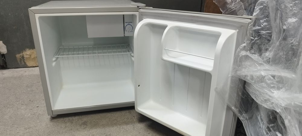 Lodówka MPM mała turystyczna