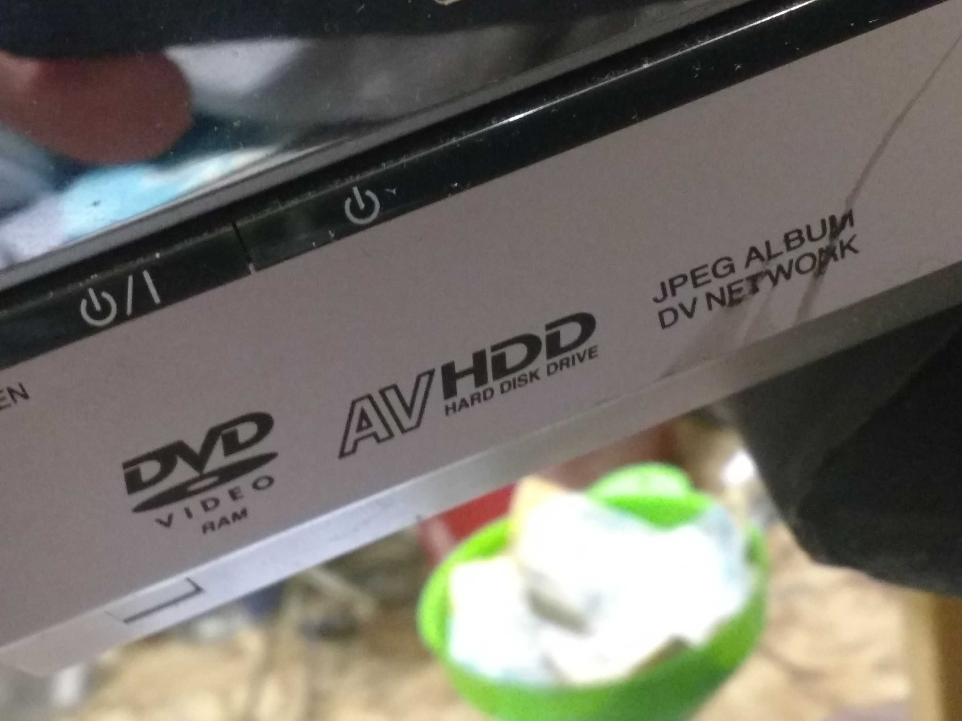Пишущий DVD c жестким диском панасоник