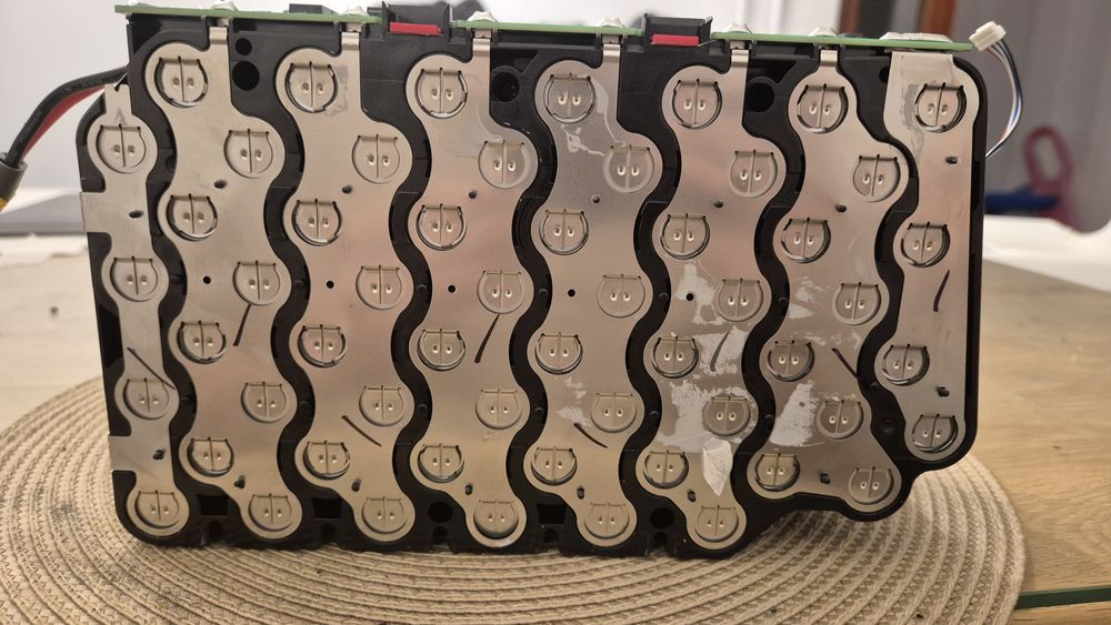 Акумулятори 21700 - LG M50LT + BMS