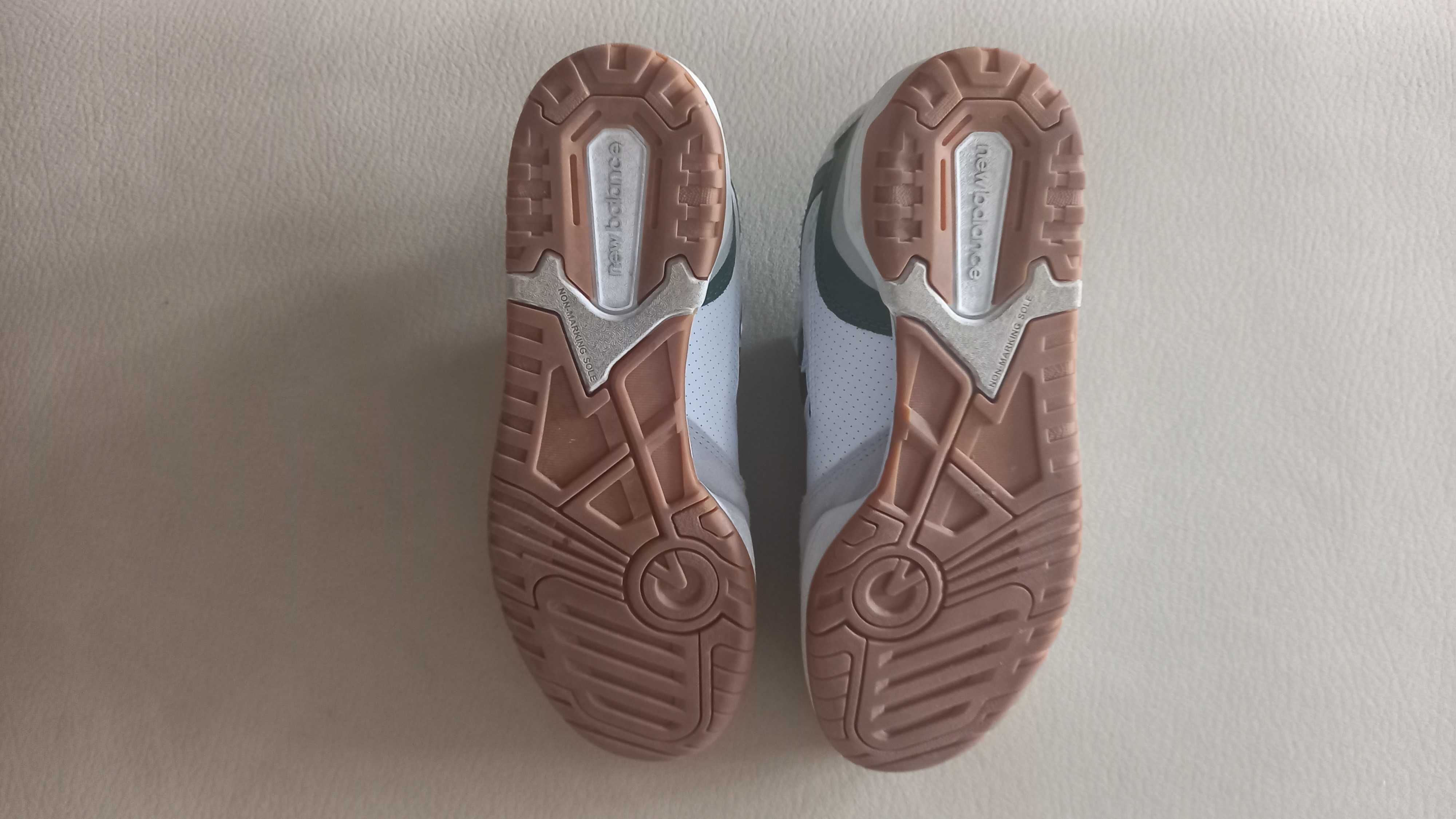 Ténis New Balance 550 – tamanho 40 1/2