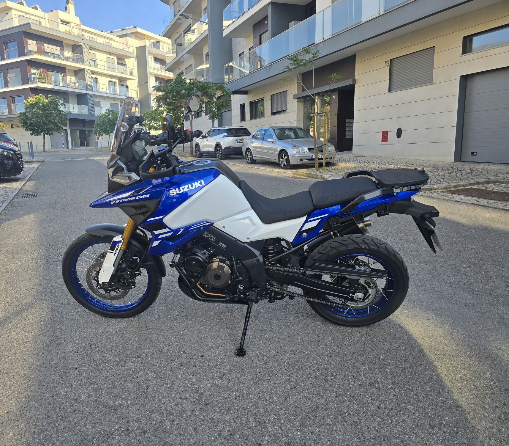 Suzuki v-storm 1050 DE
