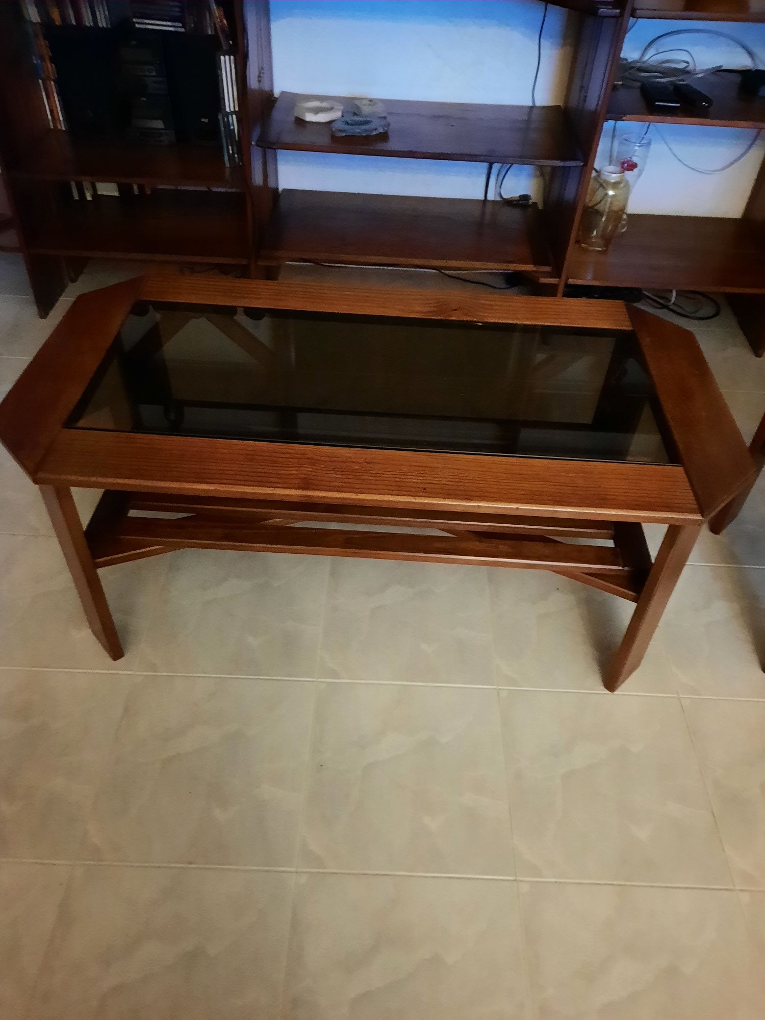 Mesa de apoio da Cerne