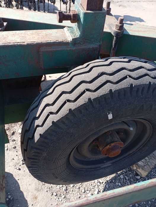 Плуг ПЛН 8-40 в ідеальному стані І