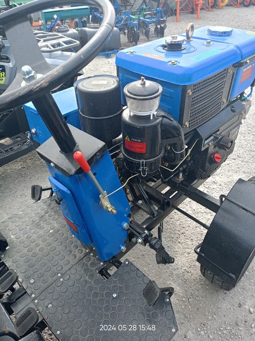 Мототрактор 12 л.с с фрезой