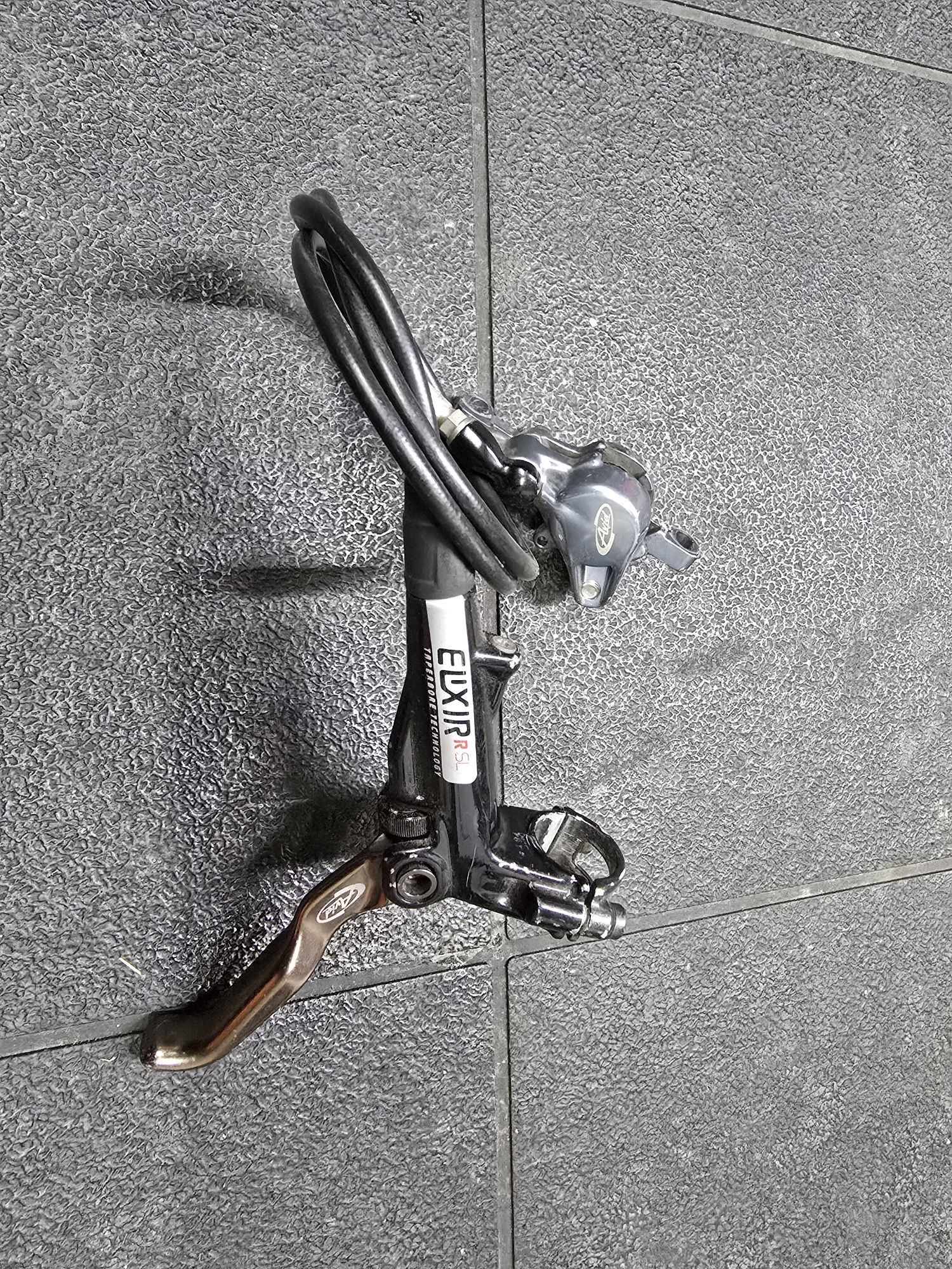 Hamulec tarczowy Avid Elixir R SL przedni