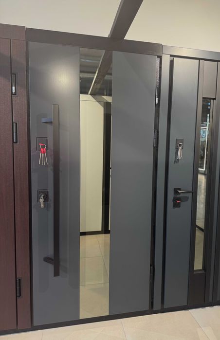 Двері вхідні у квартиру, будинок. єВідновлення, розтермінування