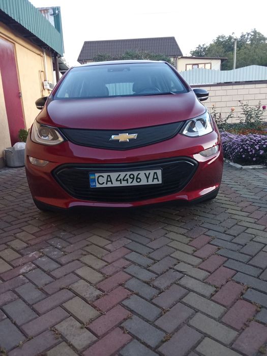 Автомобіль Chevrolet bolt