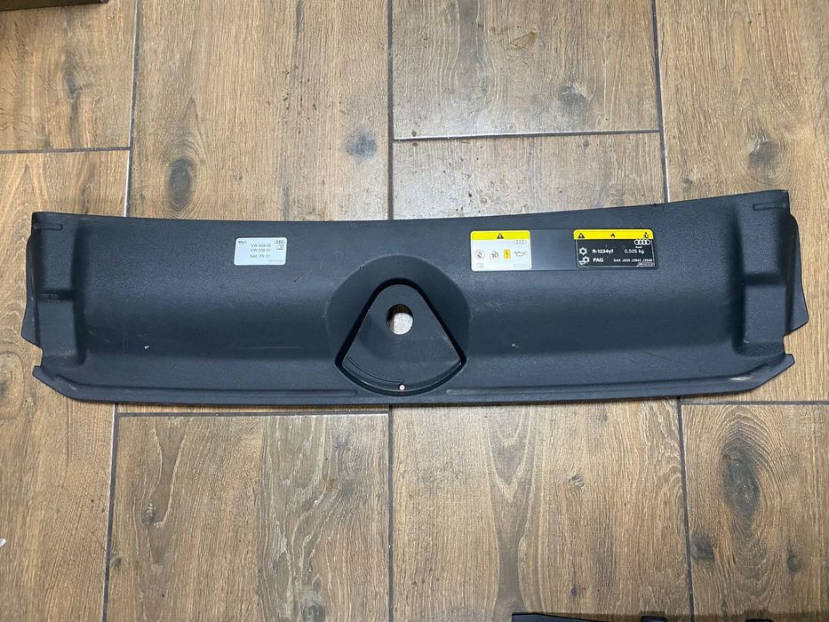 OSŁONA PASA GÓRNA AUDI A4 B9 8W0807081F ORG