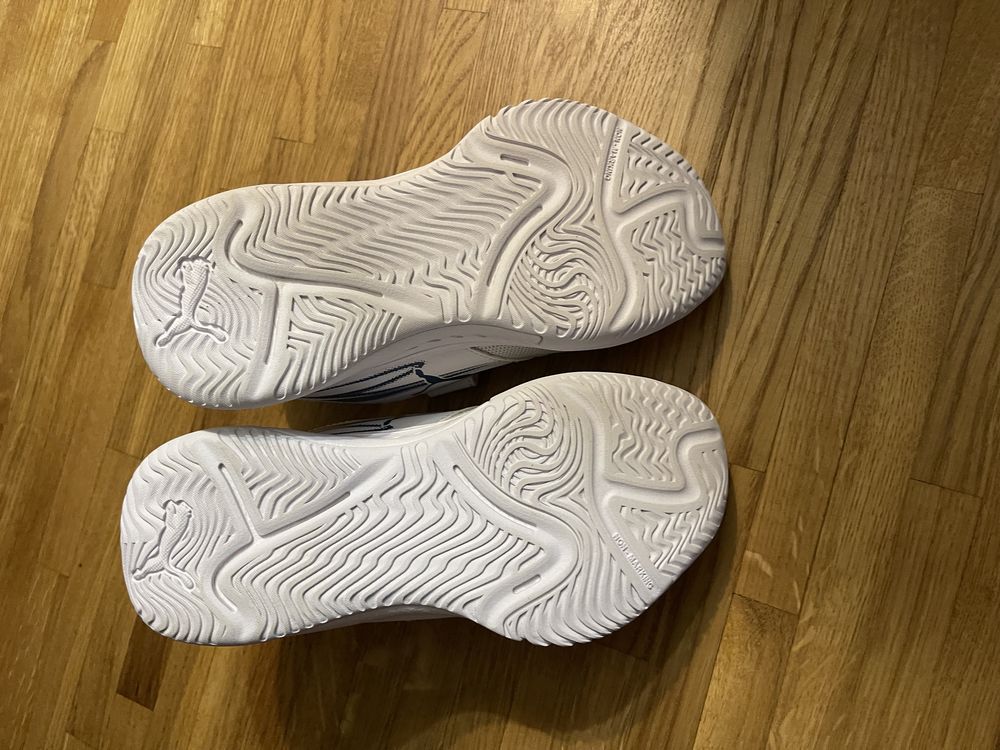 Buty Puma białe r. 32 JAK NOWE!