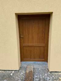Drzwi wejściowe PVC 1150/2100 jednostronny złoty dąb