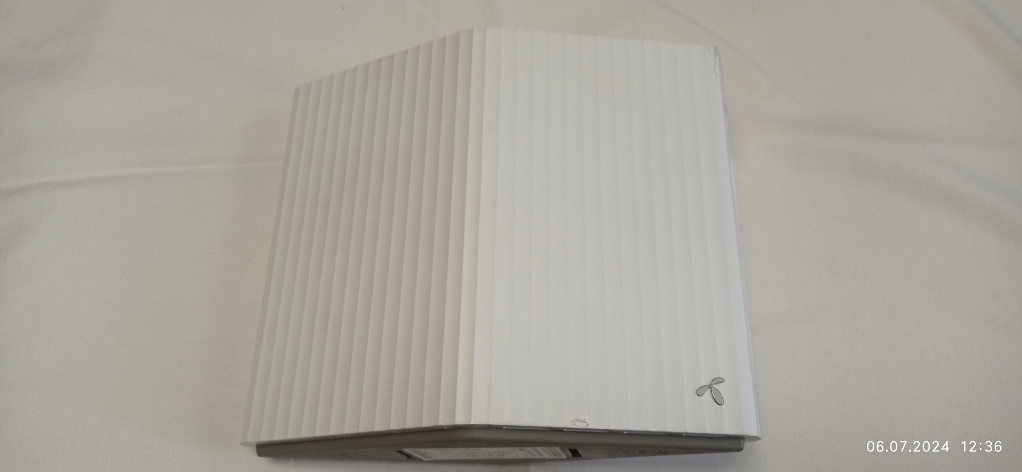 Роутер wi-fi dg2200tn