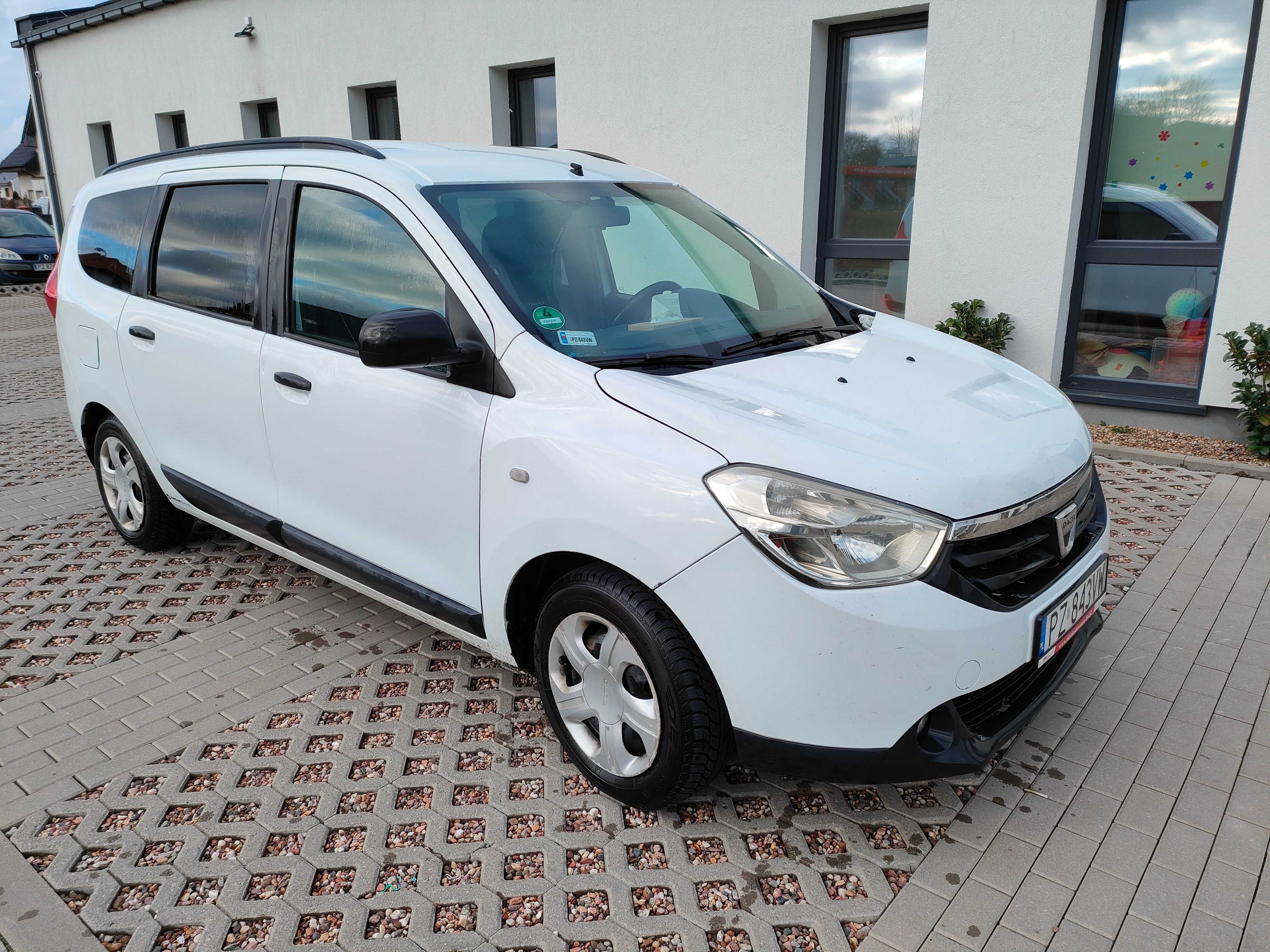 Dacia Lodgy 1.6 SCe Ambiance S&S salon Polska 2016, hak, gaz