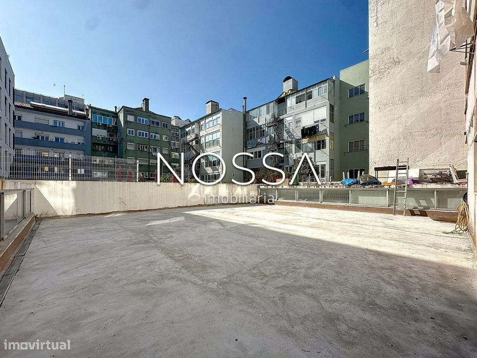 T3 com Logradouro de 60 m² | Rua Filipe Folque - Av. Novas