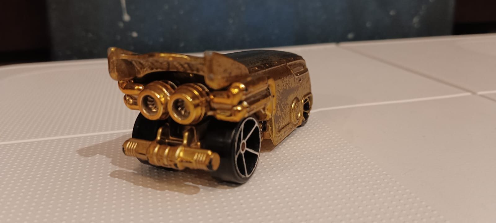 Hot Wheels C-3PO