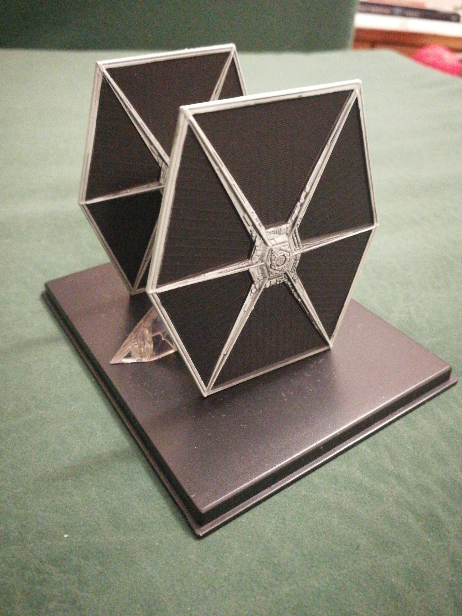 STAR WARS - Miniatura TIE Fighter