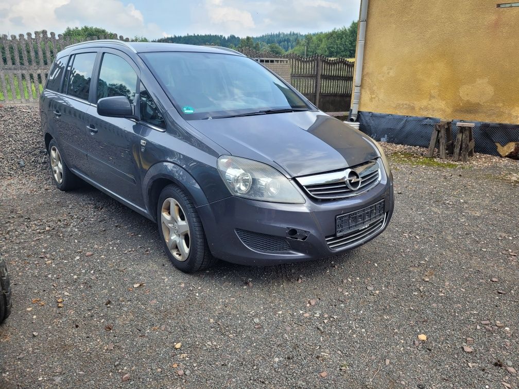 Zafira 1.9 on 7 miejsc