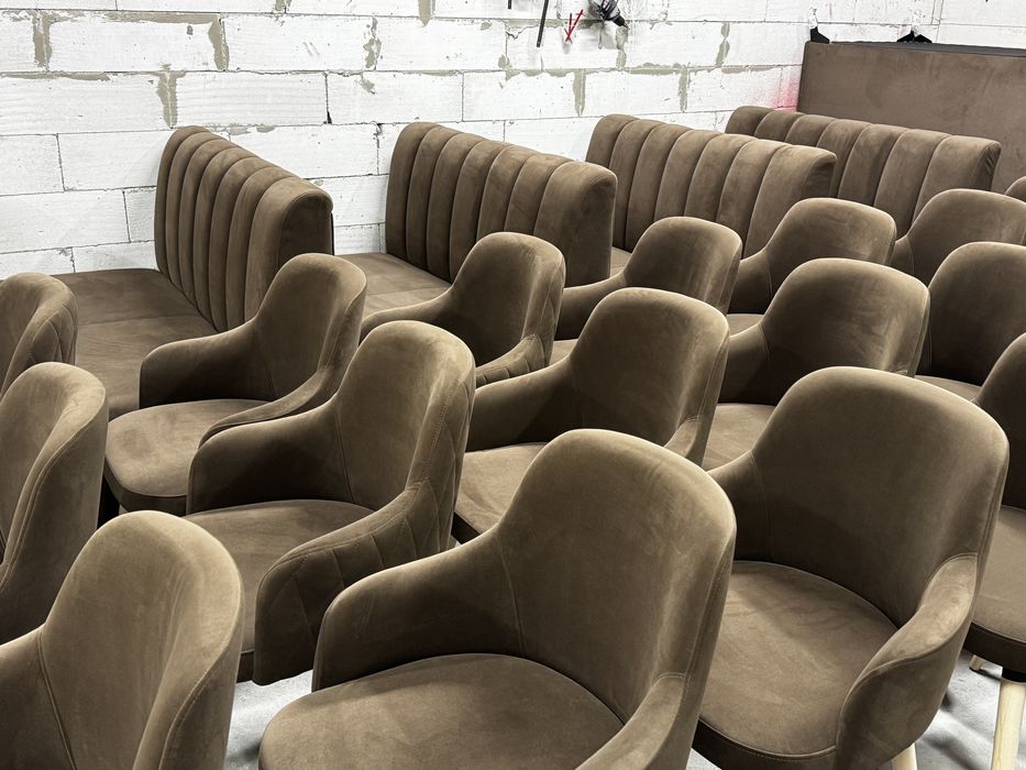 Дивани стільці для кафе ресторана бара піцерії Власне виробництво