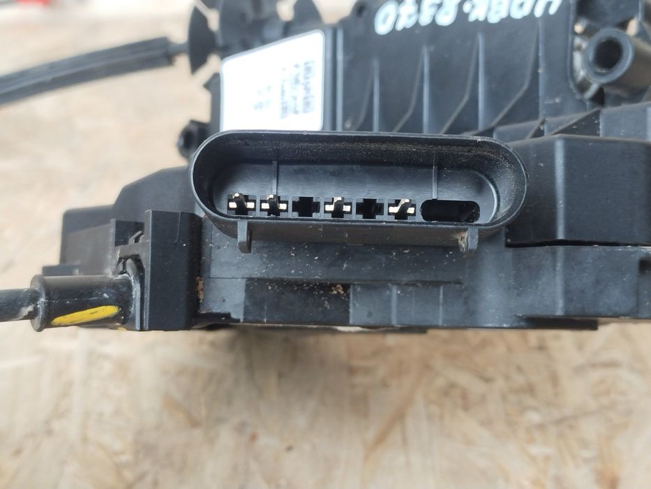 Ford Transit Tourneo Connect MK2 13-21 Замок двери задней левой 4 pin