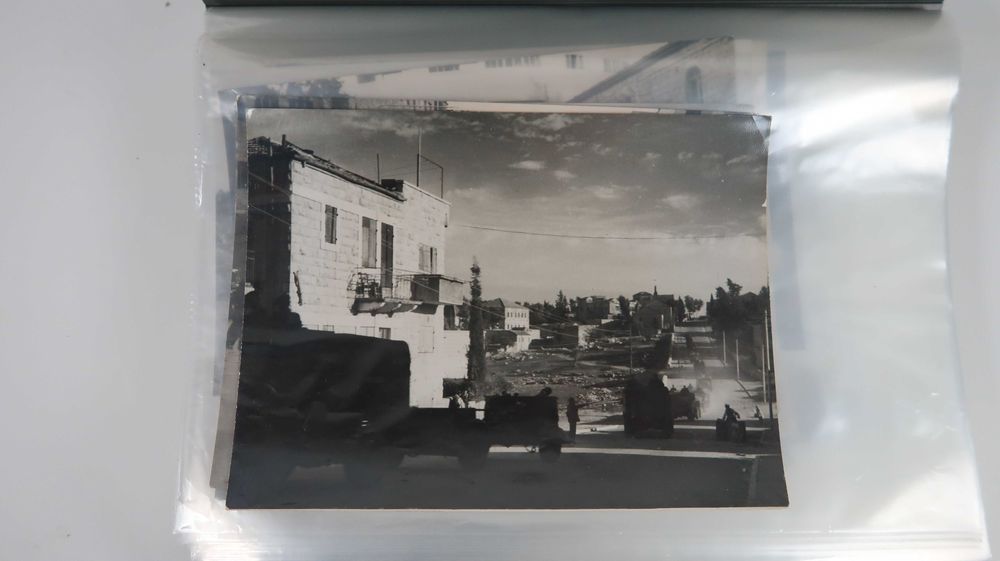 Original Vintage Associated Press Photo, cada