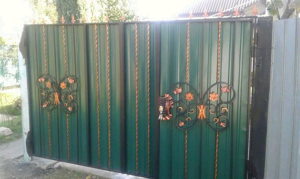 Ворота,установка заборов.Навесы для авто,поднавесы.