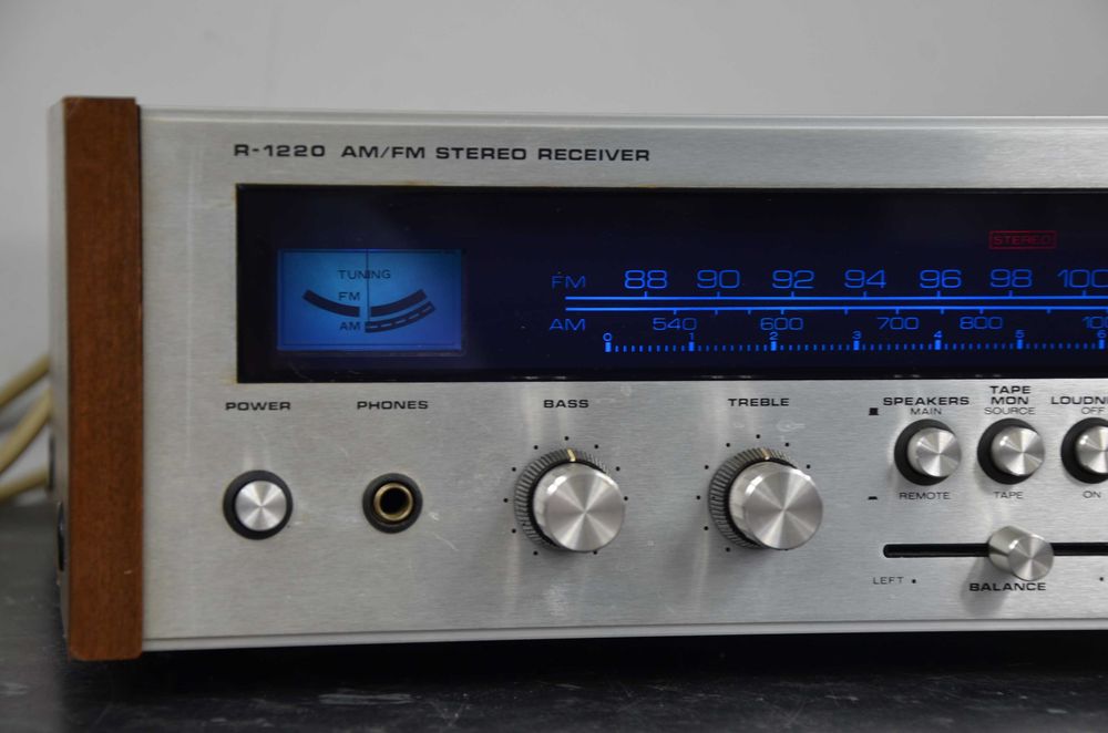Marantz Superscope R-1220 Amplituner stereo srebrny