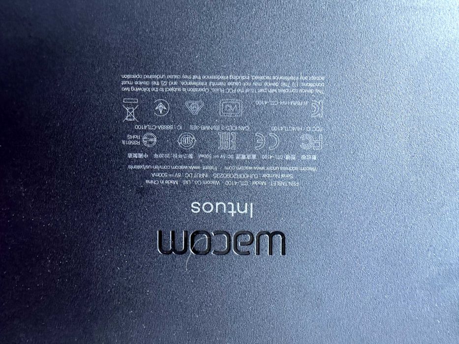 Графічний планшет Wacom Intuos S Black CTL-4100