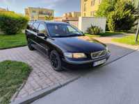 Volvo V70 kombi 2.4 benzyna 2004rok dobry stan bez korozji .