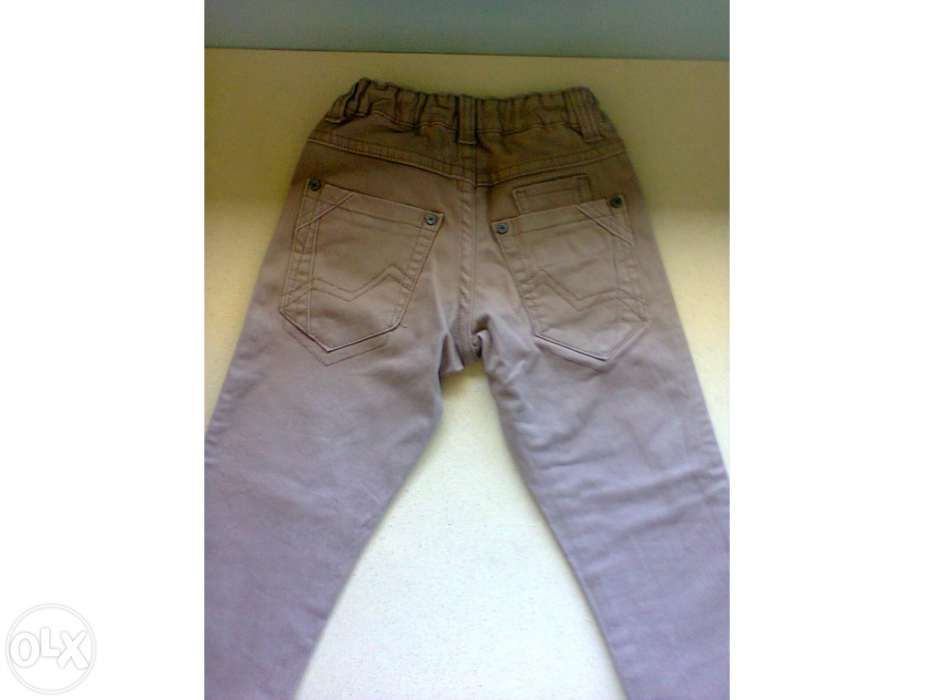 Calças ativo bejes 6 anos como novas