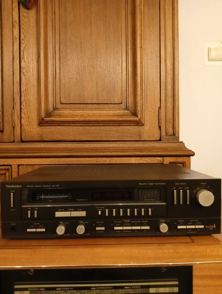 Amplituner Technics SA-424