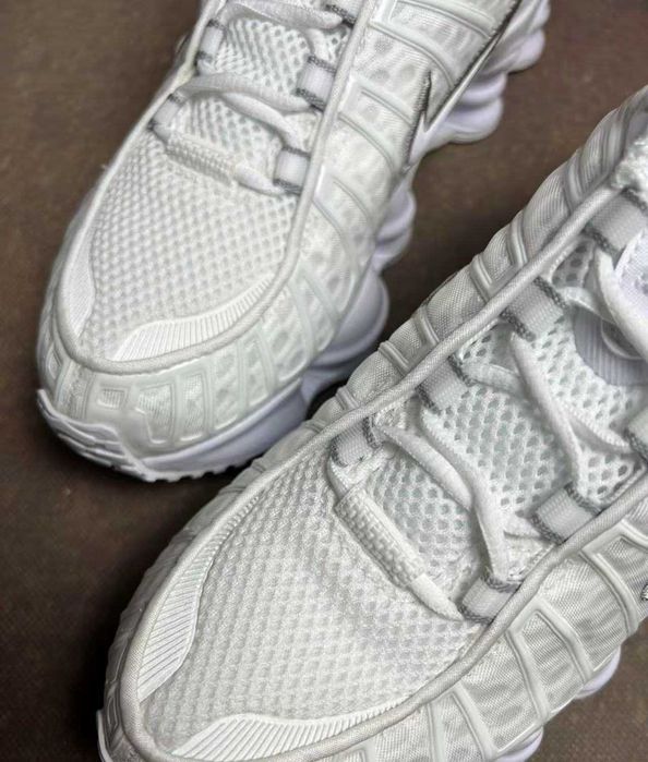 Buty Trampk Nike shox TL white R.42