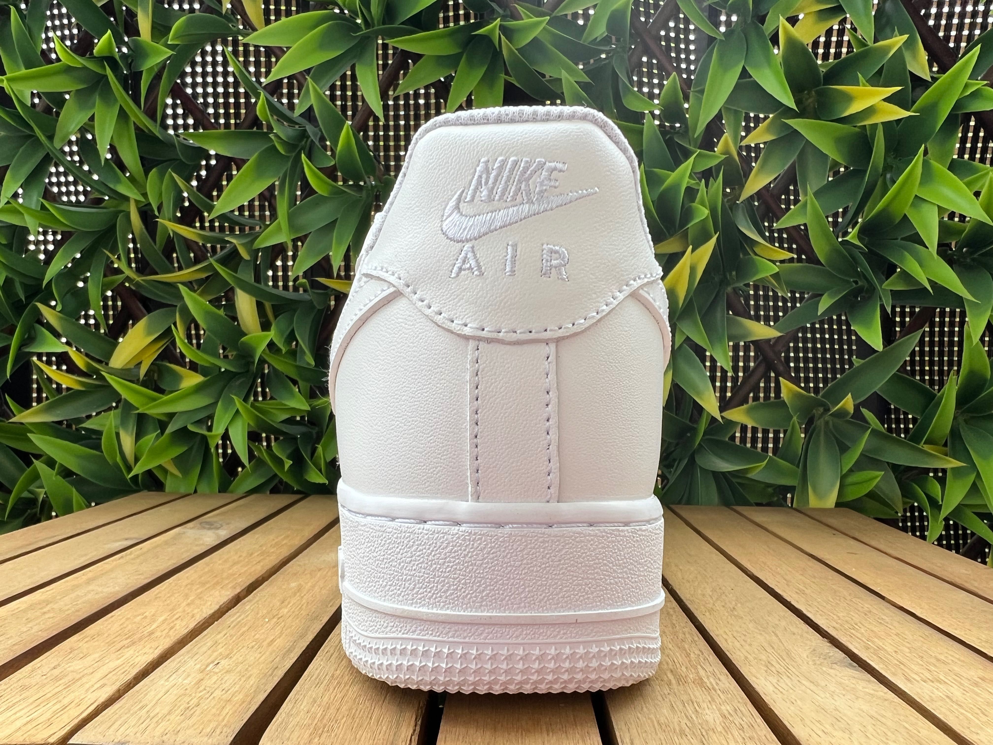 Buty Nike Air Force 1 Low '07 White r. 40,5