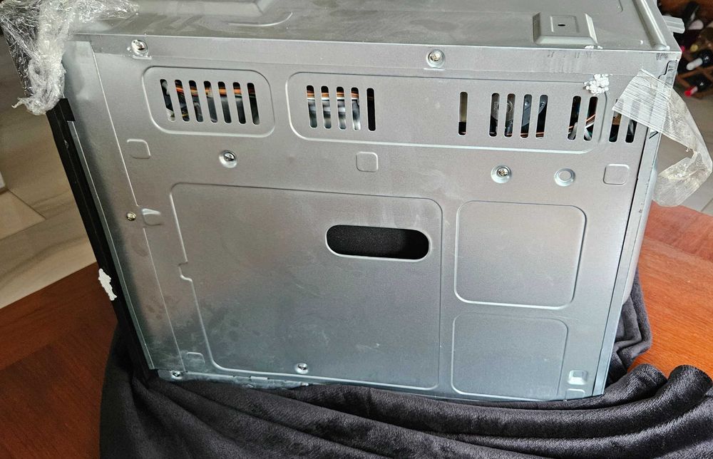 kuchenka mikrofalowa do zabudowy Samsung NQ50K3130BB