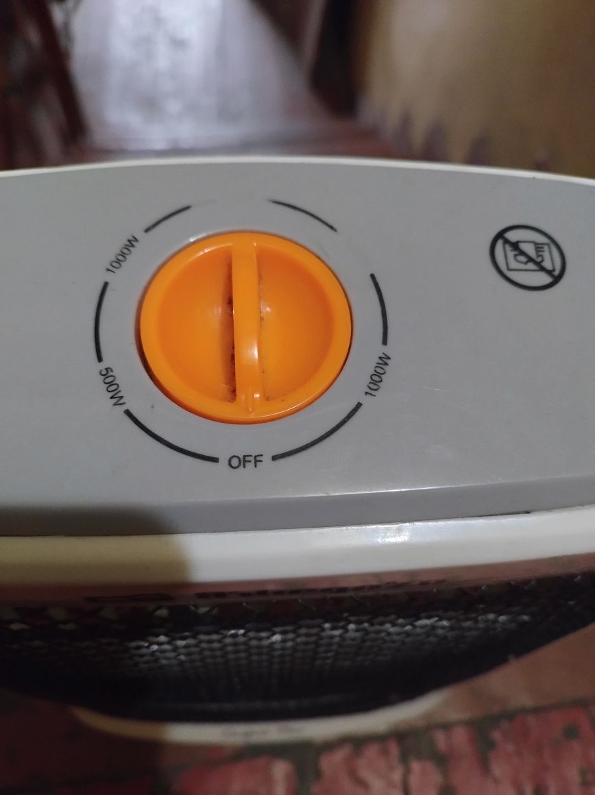 Halogenowy elektryczny grzejnik 1000 w