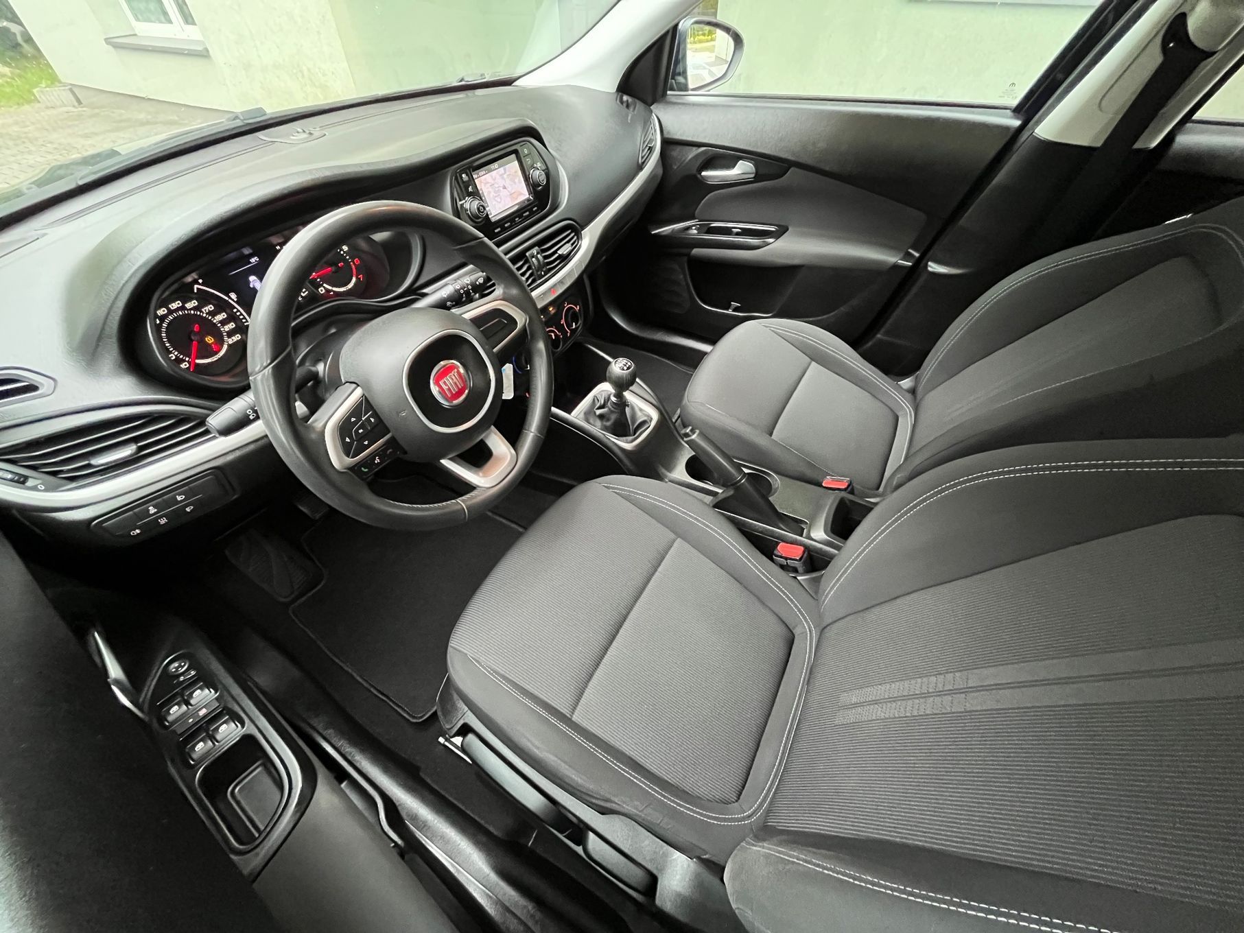 Fiat Tipo 1.4T-Jet 120KM LED NAVI Wielofunk Kier Klimatyzacja 2x Komplet Kół
