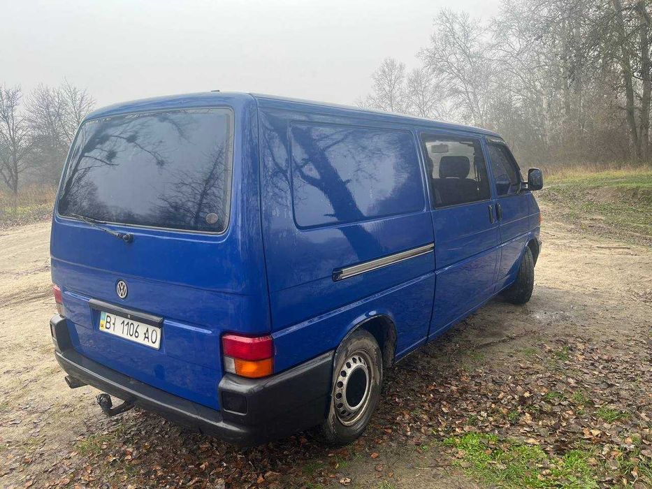 Volkswagen Transporter 1994 2.4 дизель довга база