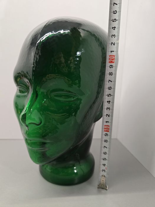 Szklana głowa kolorowe szkło ciemna zieleń.