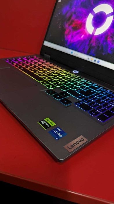 Абсолютно новий Lenovo LOQ 15IRX10 на Nvidia GeForce 5070