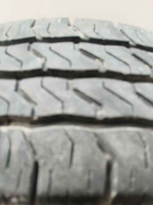 Pneu 195/70R 15C  104/102R