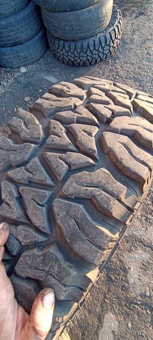 Резина R17 LT265/70  121/18Q M+S комплект