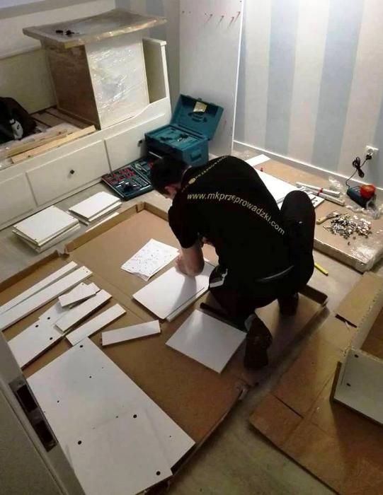 Auto z windą, przeprowadzki, transport, wywóz mebli, wnoszenie