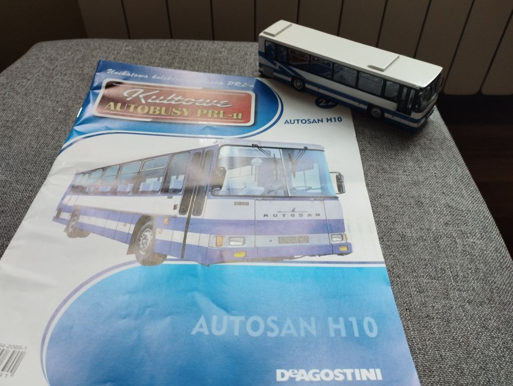 Sprzedam model autobusu  z serii Kultowe Autobusy PRL-u. Model Autosan