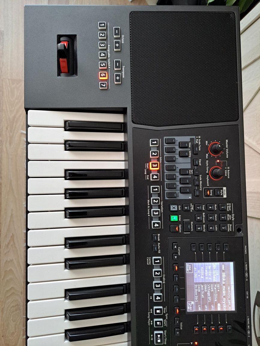Keyboard Aranżer Roland EA7 w bdb stanie.