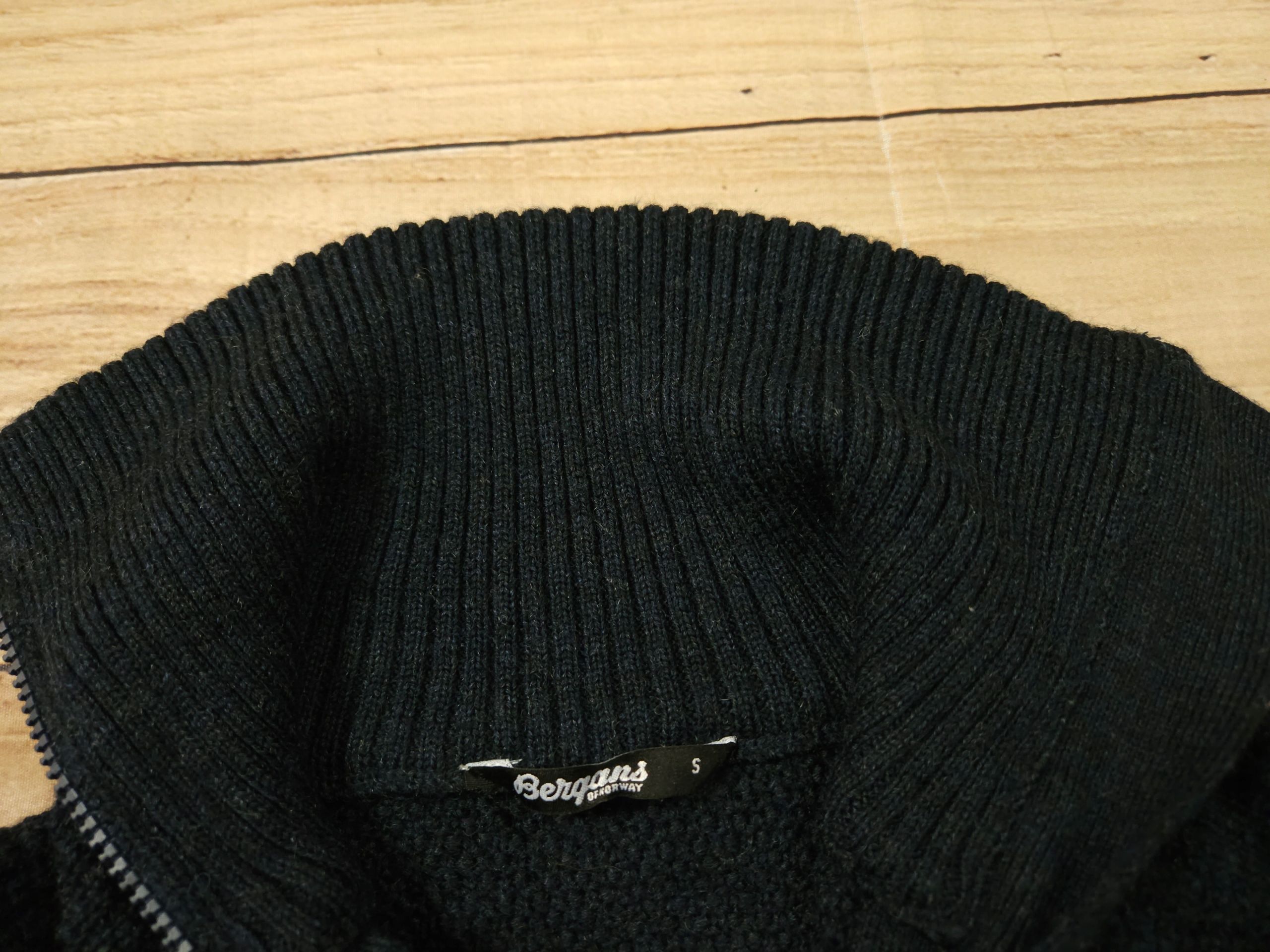 BERGANS Ulriken Lady Jumper Sweter Zip Neck 100 % Merino r. S