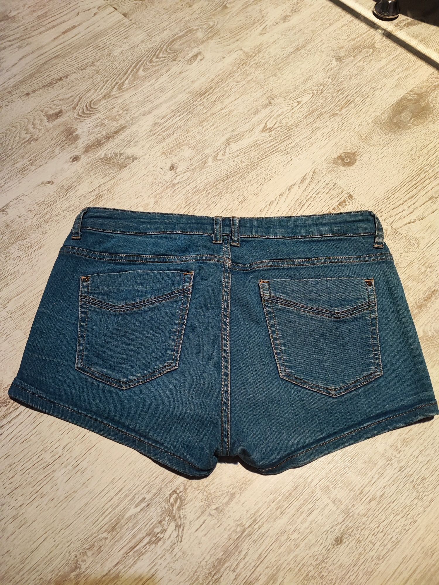 Szorty krótkie spodenki jeansowe r. M